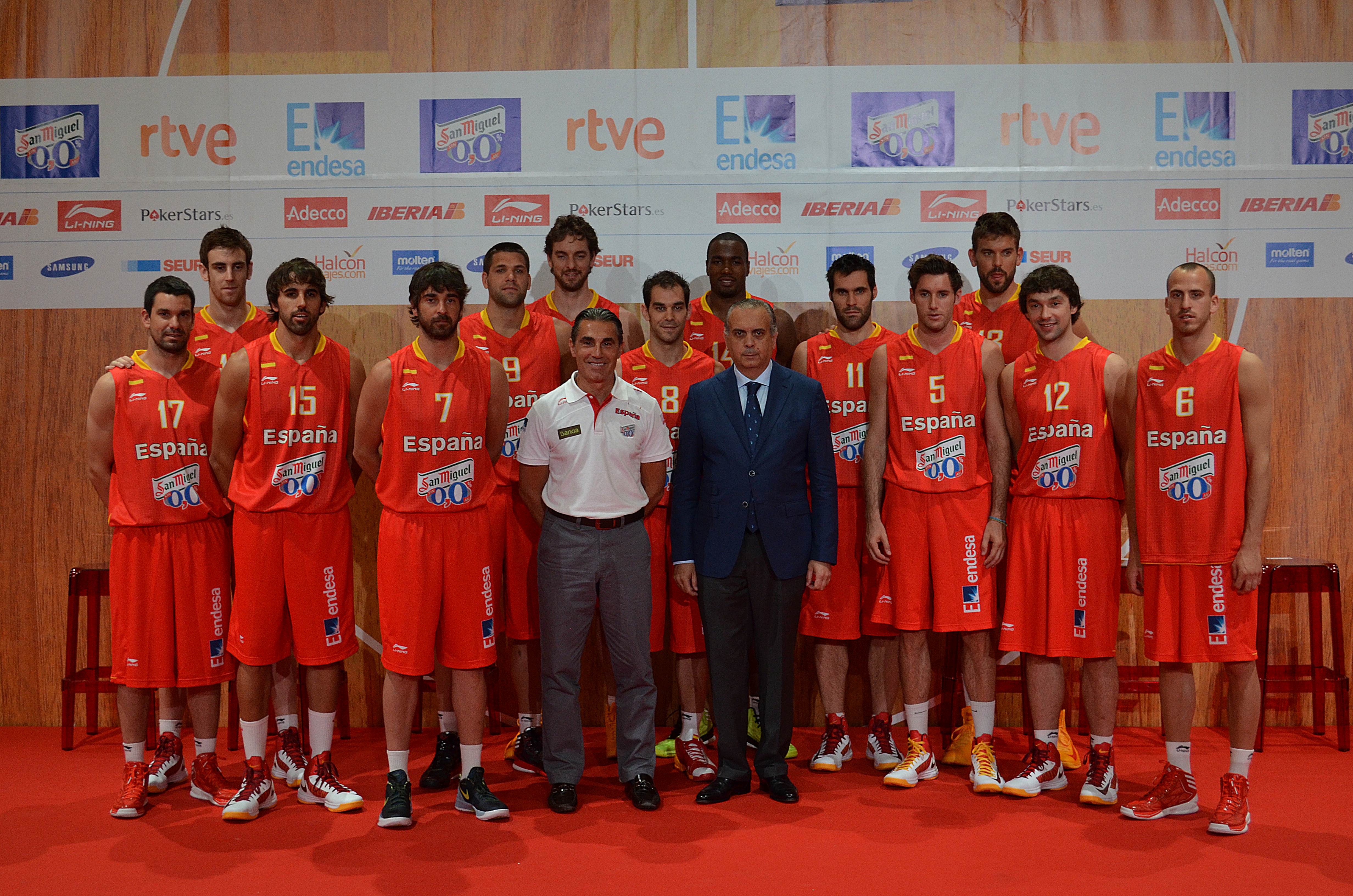 LA SELECCION DE BALONCESTO DE ESPANA la seleccion de baloncesto de espana:
