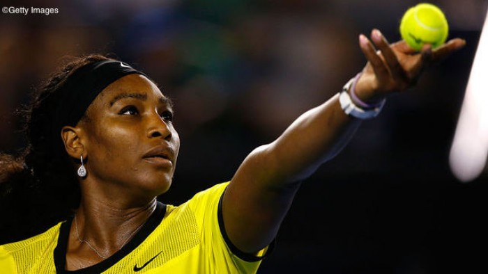 Australian Open, è sempre Serena. Travolge la Radwanska e approda in finale