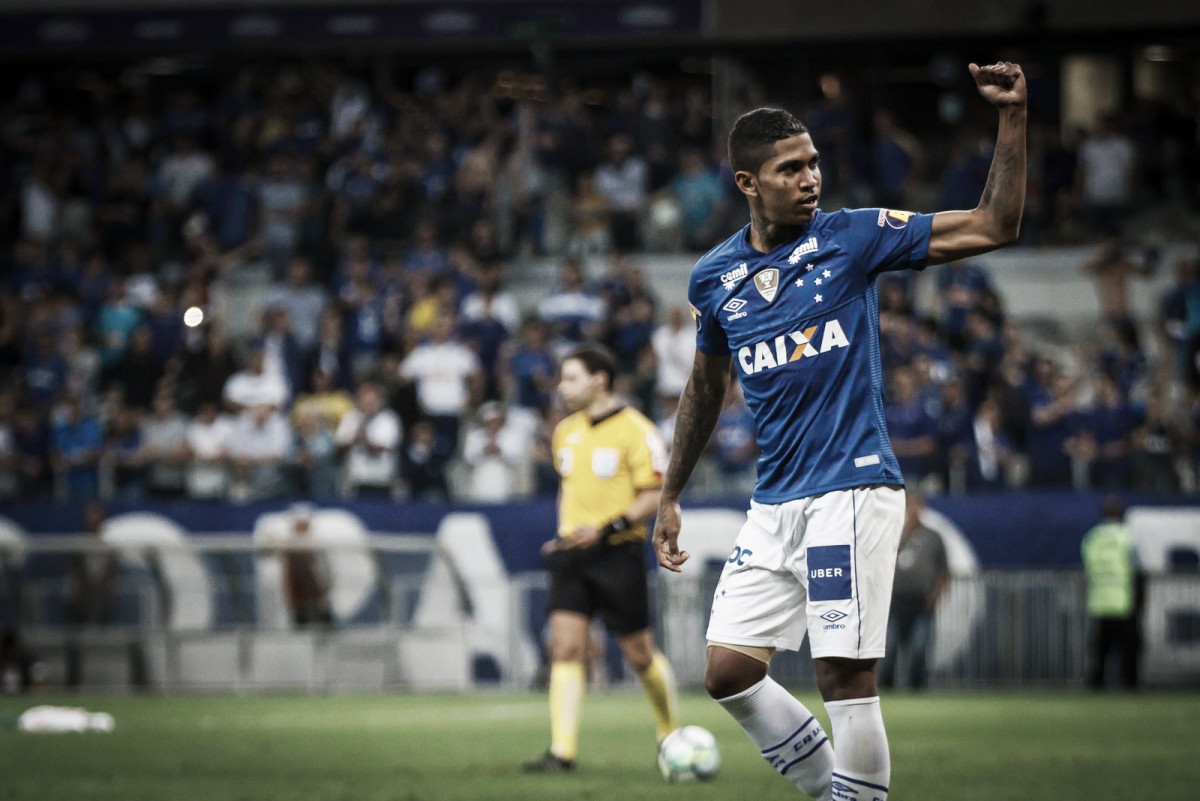 Raniel “pede passagem” no Cruzeiro e relaciona calendário pesado às suas recentes lesões Raniel “pede passagem” no Cruzeiro e relaciona calendário pesado às suas recentes lesões