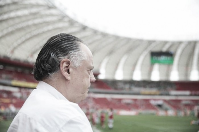 Carvalho avalia empate com Santa Cruz e pensa próximos desafios: "Consequência do futebol" Carvalho avalia empate com Santa Cruz e pensa próximos desafios: "Consequência do futebol"