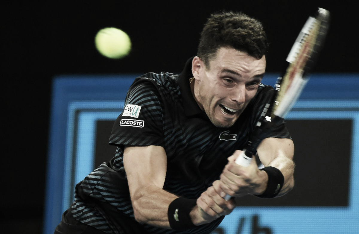 Murray luta, mas cai para Bautista Agut em jogo emocionante no Australian Open Murray luta, mas cai para Bautista Agut em jogo emocionante no Australian Open
