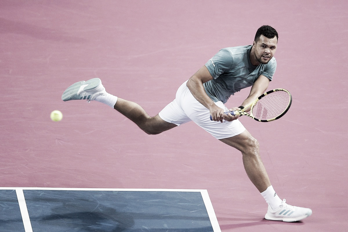 Tsonga vira contra Humbert e segue vivo no ATP 250 de Montpellier Tsonga vira contra Humbert e segue vivo no ATP 250 de Montpellier