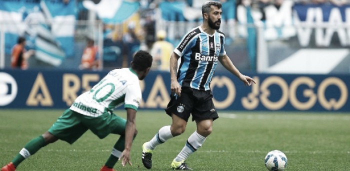 Douglas destaca seguir empenho e desejo por reforços ao grupo do Grêmio