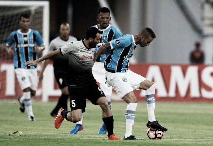 Resultado e gols de Grêmio x Zamora na Copa Libertadores da América 2017 (4-0)