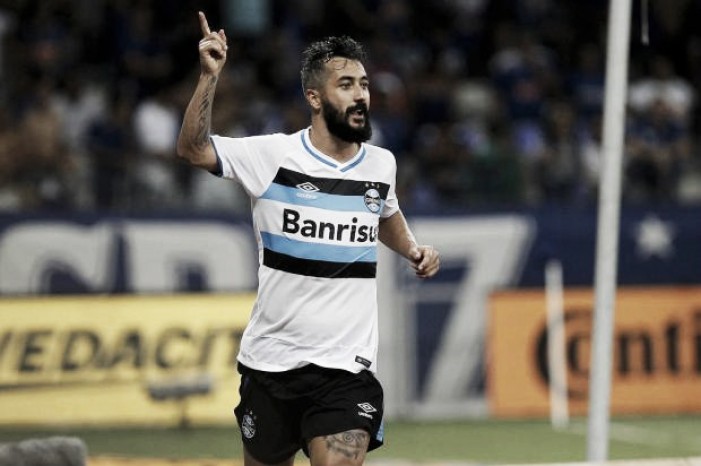 Odorico Roman mostra confiança em renovação do meia Douglas com Grêmio