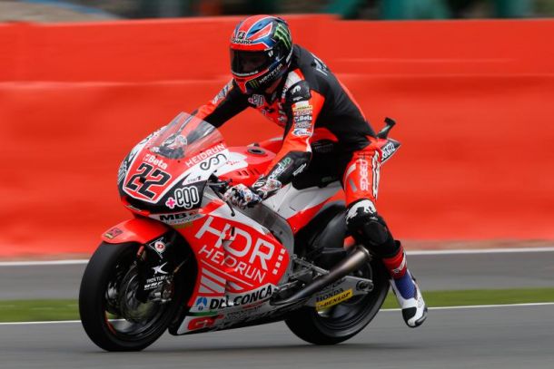 Moto2: Lowes Avoids Disaster, Takes Moto2 Pole At Silverstone