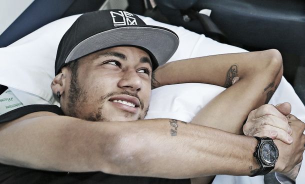 Especialistas não descartam infiltrações para que Neymar jogue uma eventual decisão Especialistas não descartam infiltrações para que Neymar jogue uma eventual decisão