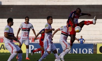 Penapolense vai a Ribeirão e goleia Botafogo Penapolense vai a Ribeirão e goleia Botafogo