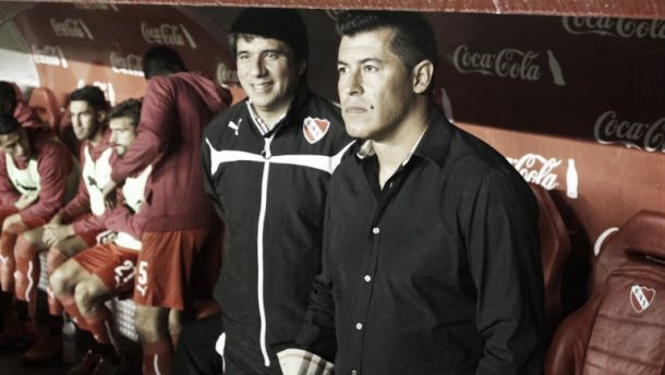 Almirón: “Los rivales vienen a hacer tiempo” Almirón: “Los rivales vienen a hacer tiempo”