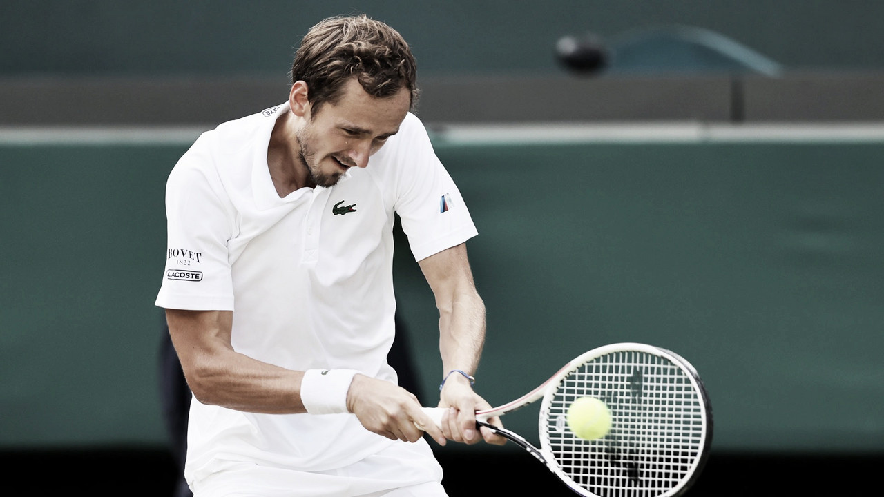 Medvedev conquista maior virada em Slams na carreira e elimina Cilic de Wimbledon 