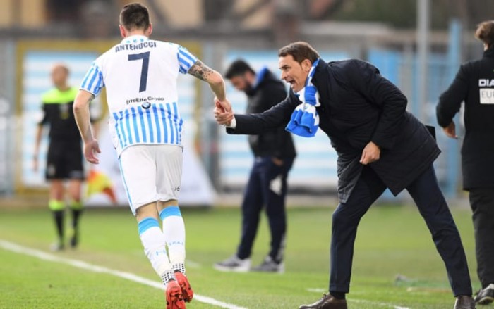 Spal, verso il Cagliari solito dubbio di formazione: Paloschi favorito per affiancare Borriello