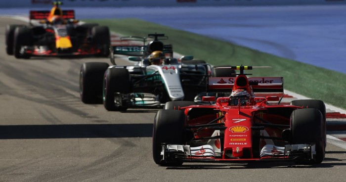 F1, Ferrari e Mercedes a Barcellona con nuove PU