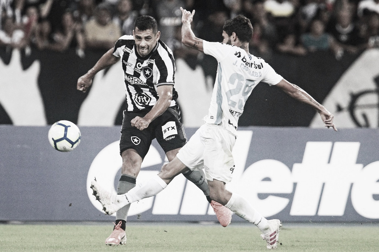 Botafogo confirma saída de Diego Souza Botafogo confirma saída de Diego Souza
