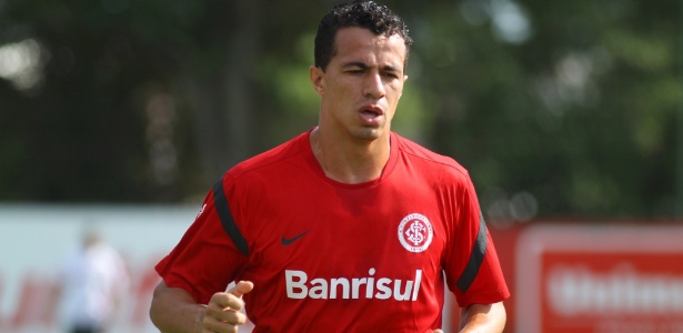 Damião tem lesão confirmada e é desfalque contra o Santa Cruz Damião tem lesão confirmada e é desfalque contra o Santa Cruz