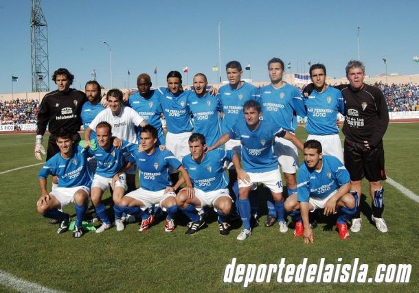 90 minutos para la historia azulina (IV): San Fernando 3-0 Amurrio