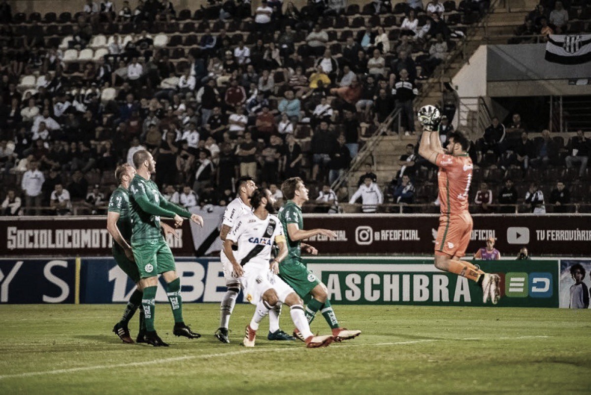 Juventude vence Ponte Preta na Fonte Luminosa pelo placar mínimo Juventude vence Ponte Preta na Fonte Luminosa pelo placar mínimo