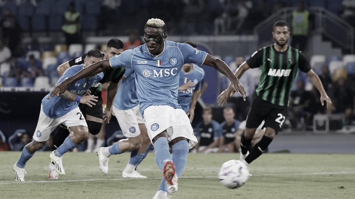 Napoli enfrenta o Sassuolo para retomar o caminho das vitórias na Serie A