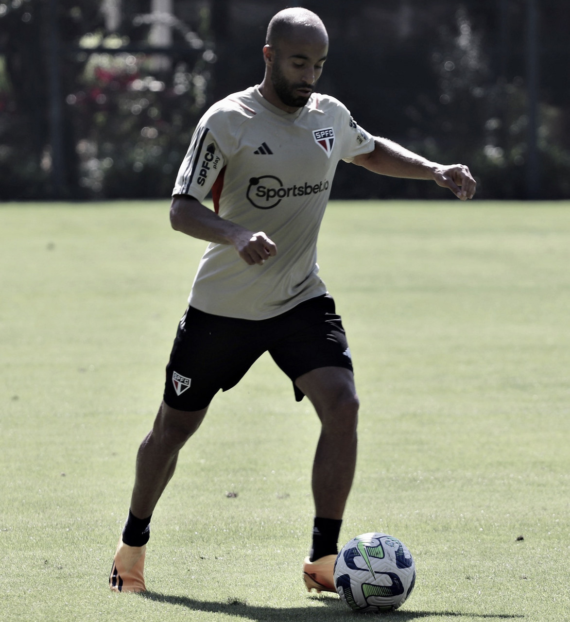 Lucas Moura no São Paulo: onde estava jogando e qual foi seu desempenho  recente?