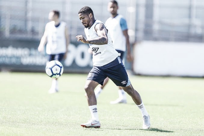 Provável reforço, Marinho já vestiu a 10 do Santos na base Provável reforço, Marinho já vestiu a 10 do Santos na base