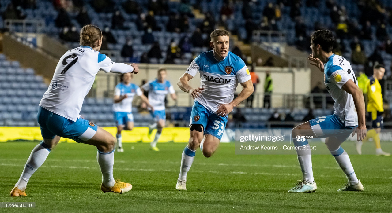 Sky Bet League One Round-Up: Hull City held at Oxford but stay top; Sunderland beaten at home by Wigan