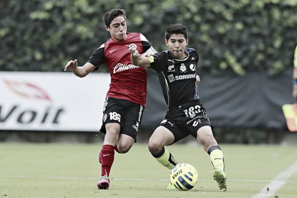 Santos cierra fase de grupos con goleada Santos cierra fase de grupos con goleada
