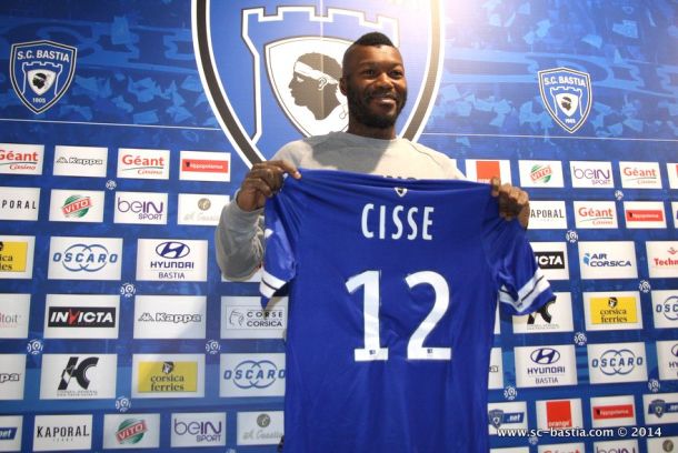 La presentazione di Cissé: “Voglio riprendermi la nazionale”