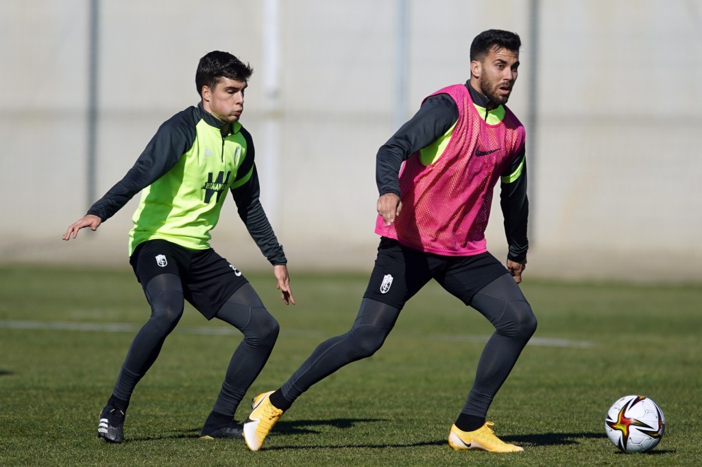 Rui Silva y Germán se caen de la convocatoria para
medirse al Málaga CF