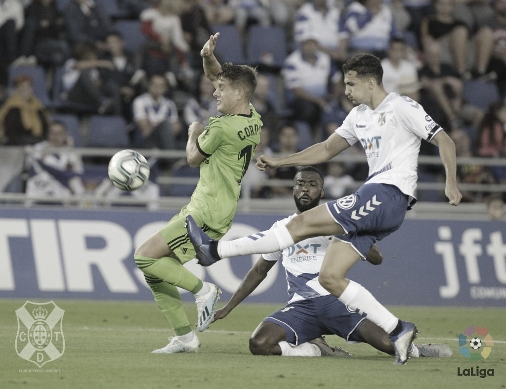 Previa Almería - Tenerife: tres puntos para seguir soñando Previa Almería - Tenerife: tres puntos para seguir soñando
