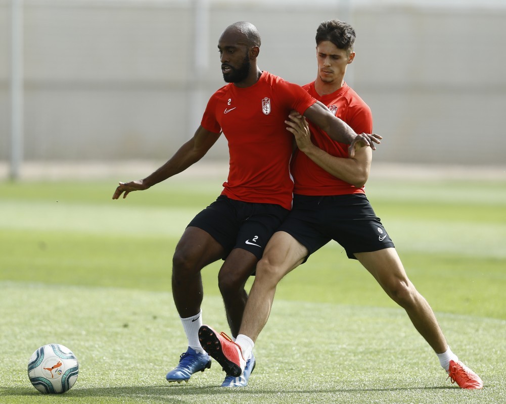 Foulquier se cae de la convocatoria para medirse al RCD Mallorca Foulquier se cae de la convocatoria para medirse al RCD Mallorca