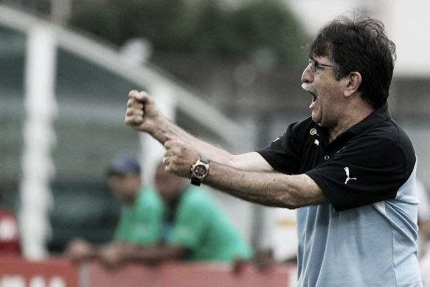 René Simões exalta atuação do Botafogo e elogia Sassá: "Entrou bem"