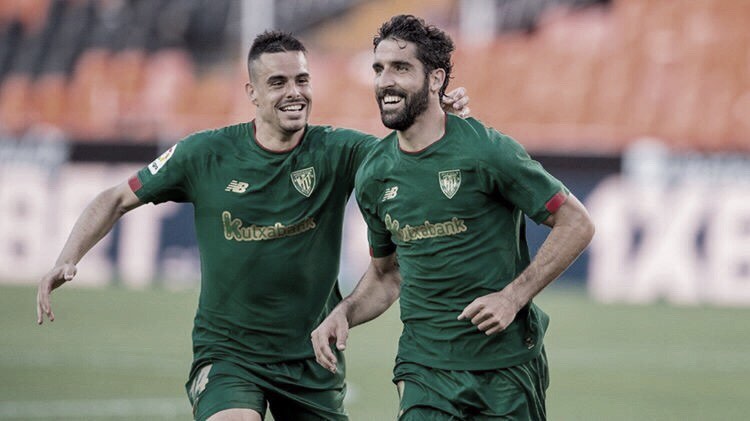 Com dois de Raúl García, Athletic Bilbao vence fora de casa e aumenta crise do Valencia Com dois de Raúl García, Athletic Bilbao vence fora de casa e aumenta crise do Valencia