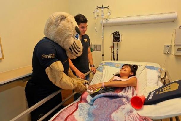 Pumas visita Hospital Shriners