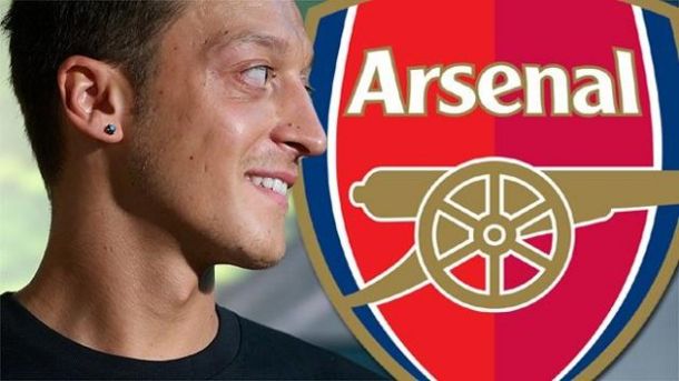 Arsenal colpaccio Ozil, lo United si consola con Fellaini