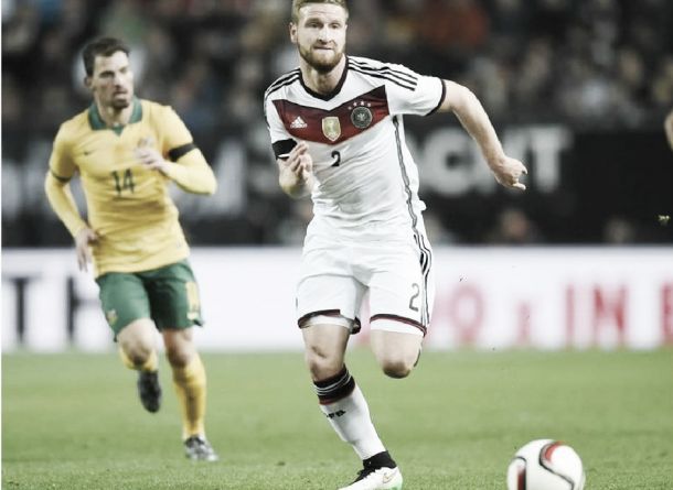 Em amistoso, Podolski marca o gol de empate e evita derrota da Alemanha para Austrália