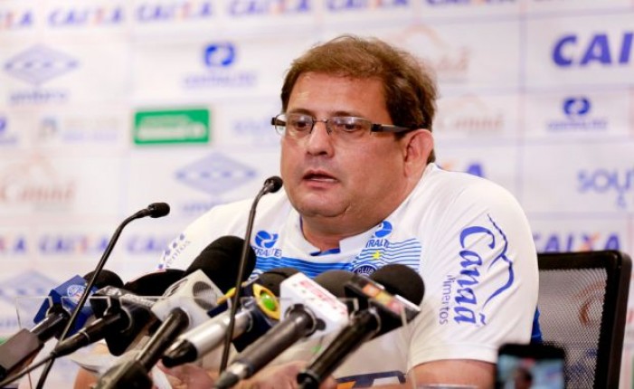 Guto Ferreira lamenta oportunidades desperdiçadas: "Tem quem faz e quem não faz"
