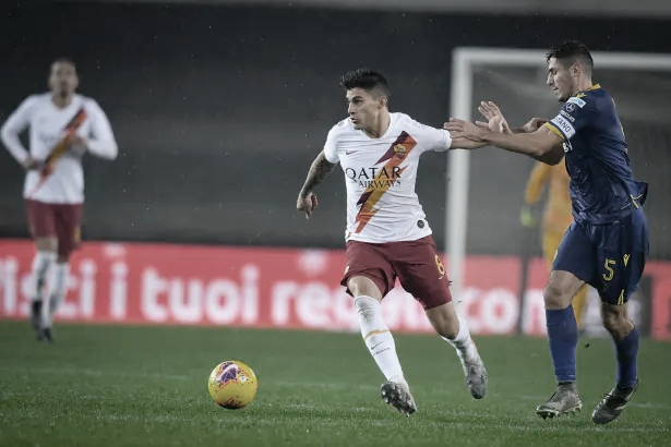 Com boa sequência na Serie A, Roma encara Hellas Verona para se classificar à Europa League Com boa sequência na Serie A, Roma encara Hellas Verona para se classificar à Europa League