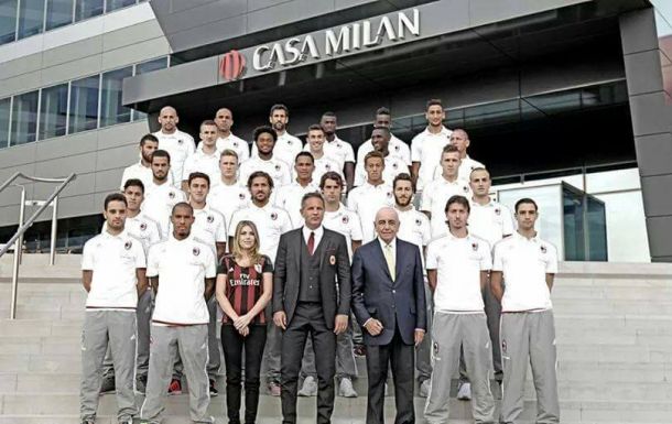 Milan, presentata la squadra. Mihajlovic: "Saremo tra i protagonisti del campionato"