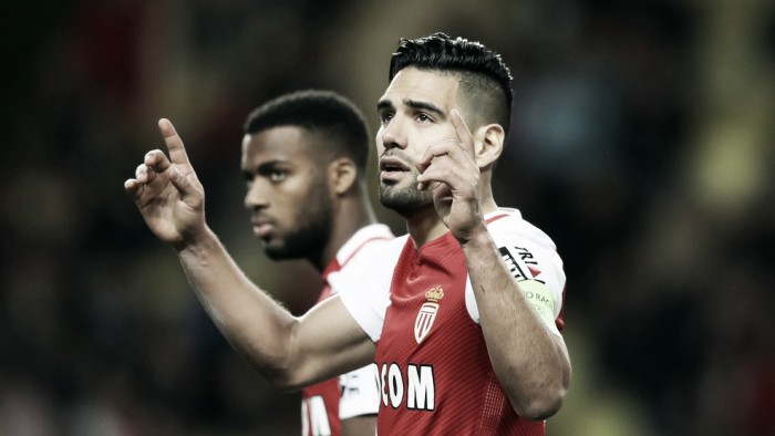 Falcao García converte pênalti, Monaco vence Caen e encosta no líder Nice Falcao García converte pênalti, Monaco vence Caen e encosta no líder Nice