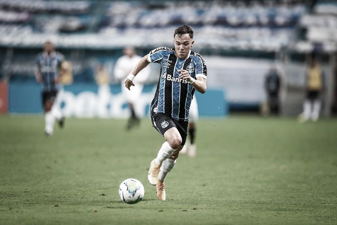 Números da joia do Grêmio: Pepê ganha seu espaço aos poucos no Brasileirão Números da joia do Grêmio: Pepê ganha seu espaço aos poucos no Brasileirão
