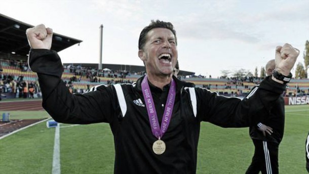 Coach of the Year nominee Colin Bell swaps Frankfurt for Avaldsnes