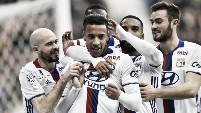 Lyon bate Dijon de virada e amplia vantagem na briga por Europa League