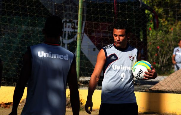 Apesar da má fase, Fred se destaca em treino e recebe apoio dos tricolores Apesar da má fase, Fred se destaca em treino e recebe apoio dos tricolores