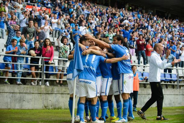 El Real Oviedo asalta de nuevo el liderato