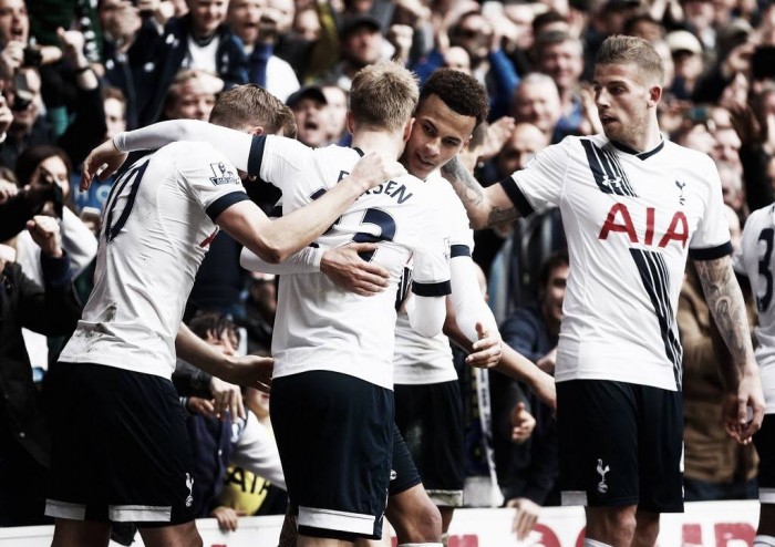Tottenham Hotspur 3-0 Manchester United: Flurry of late goals keep Spurs' title hopes alive