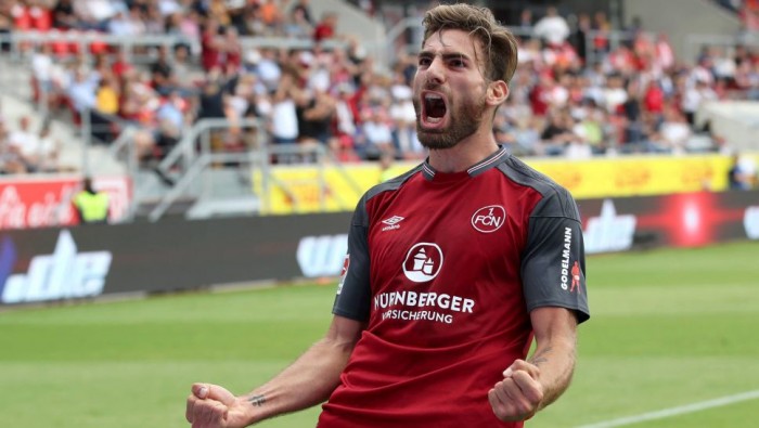 Nuremberg vence Jahn Regensburg com gol de Möhwald no fim e assume liderança