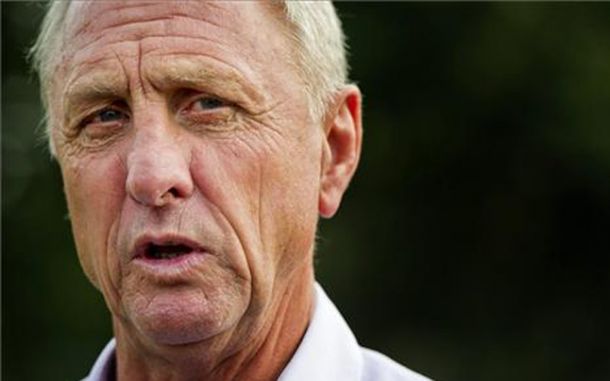 Cruyff: "Me siento conectado tanto al Ajax como al Barcelona desde la infancia"