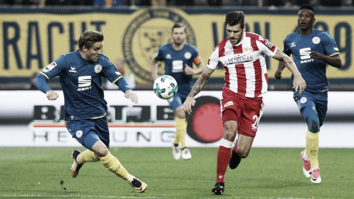 Em jogo disputado, Eintracht Braunschweig busca empate diante do Union Berlin