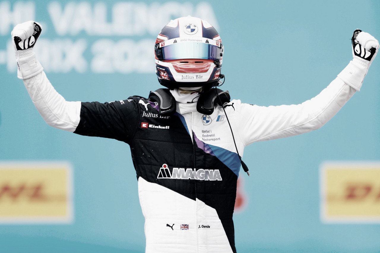 Jake Dennis logra su primera victoria en la Fórmula E