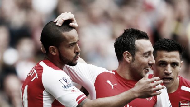 Theo Walcott and Santi Cazorla sign new deals at Arsenal