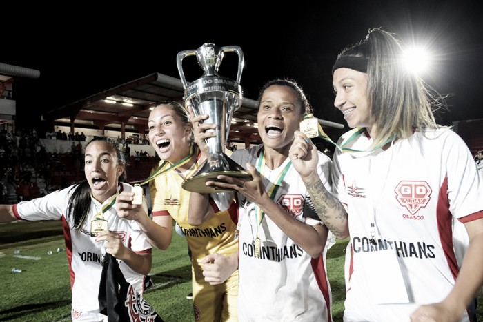 Grazi comemora conquista da Copa do Brasil e não teme pelo fim da parceria entre Audax e Corinthians Grazi comemora conquista da Copa do Brasil e não teme pelo fim da parceria entre Audax e Corinthians